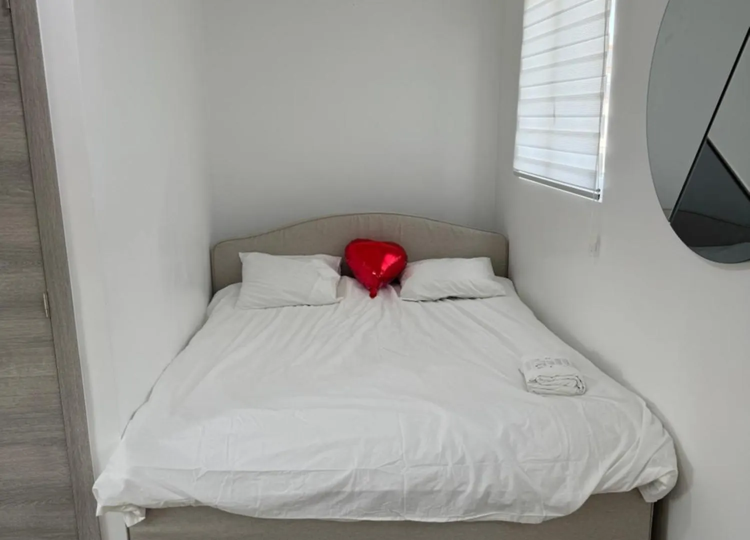 Qozyroom 브뤼셀 아파트호텔