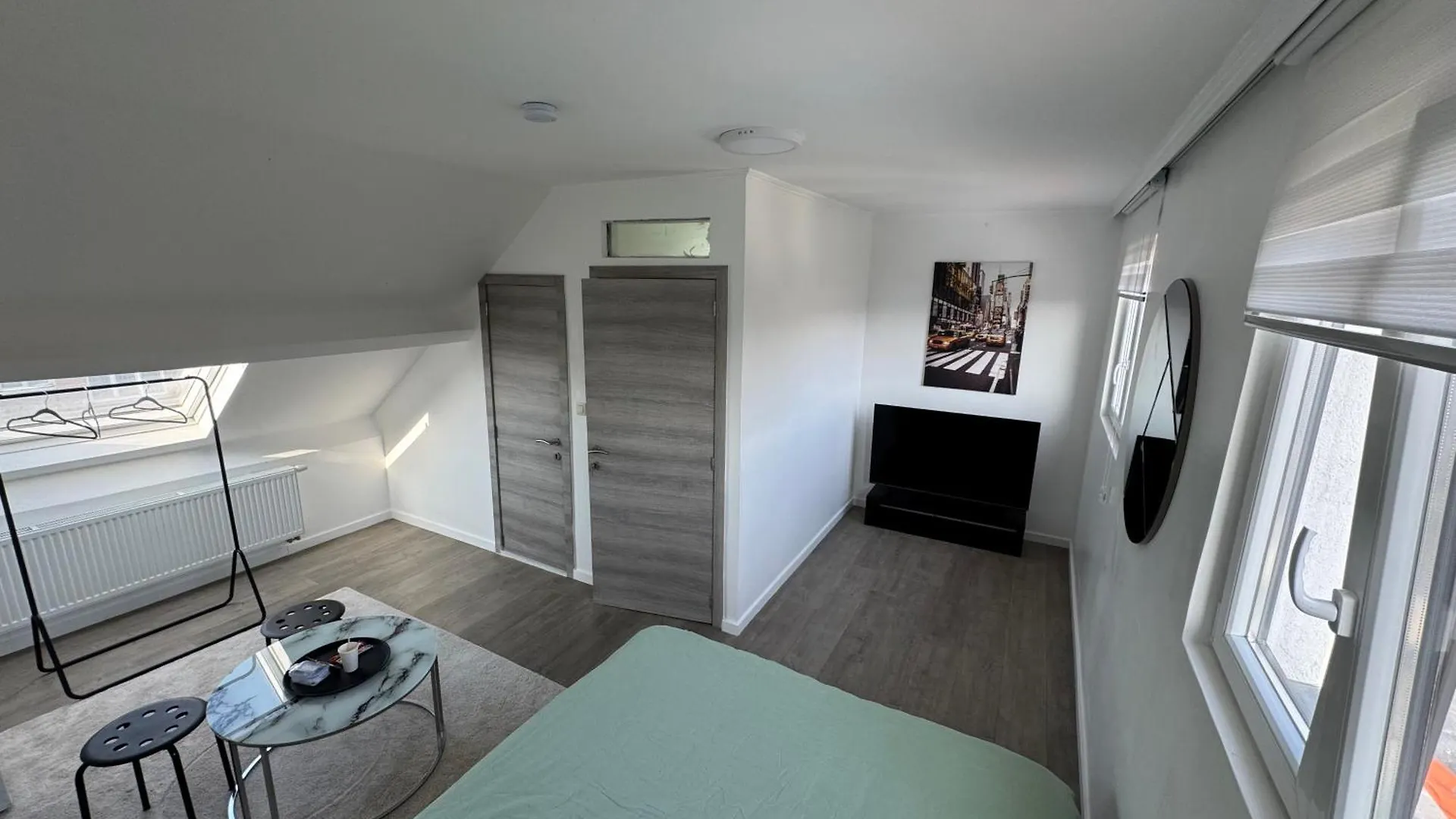 Qozyroom Machelen